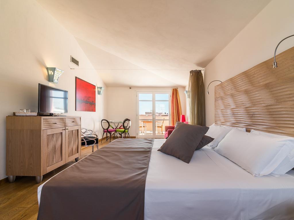 Nichotel Carloforte  Buitenkant foto